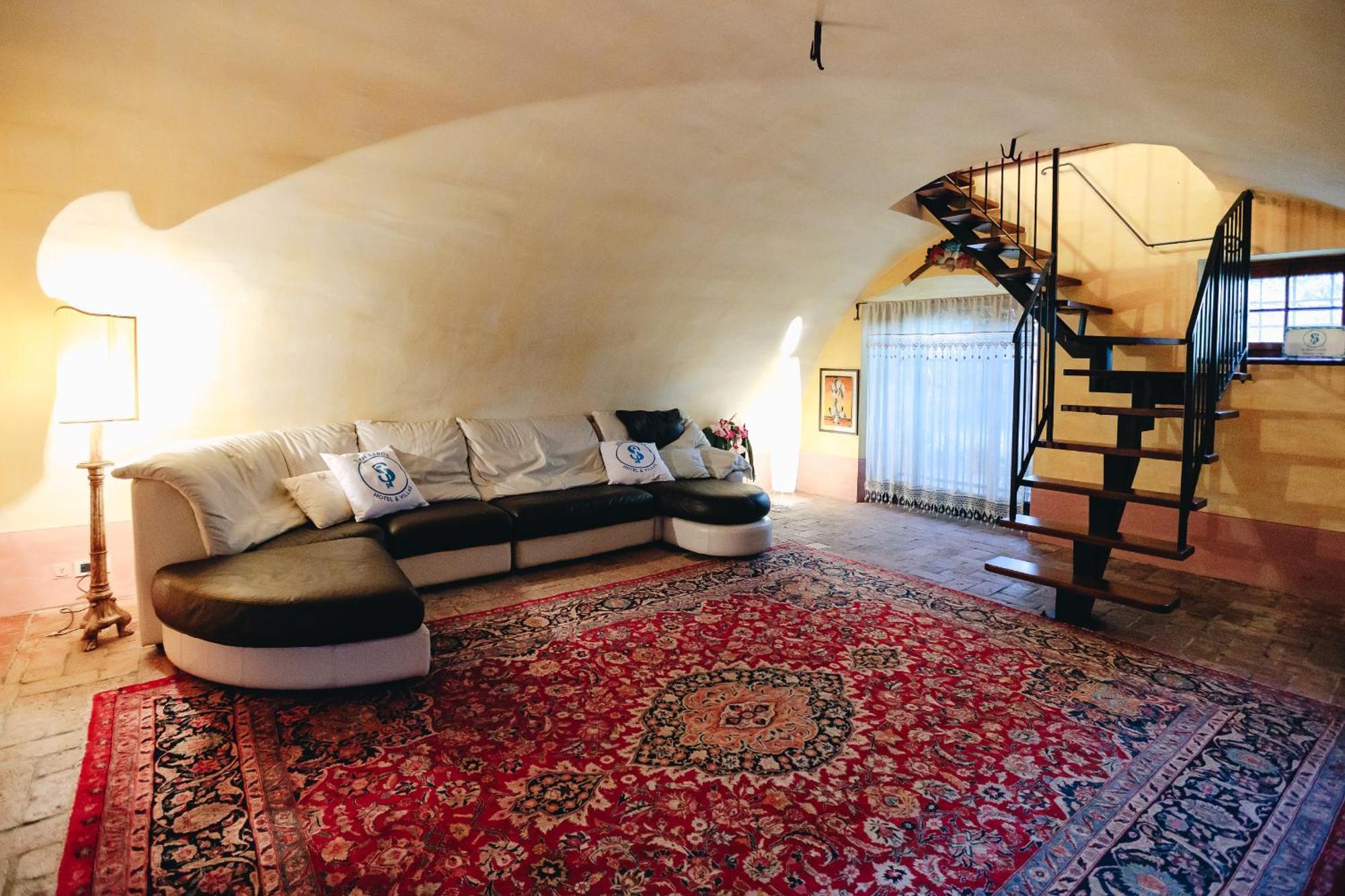 La Dimora Nel Castello Apartment Castellaro  Bagian luar foto