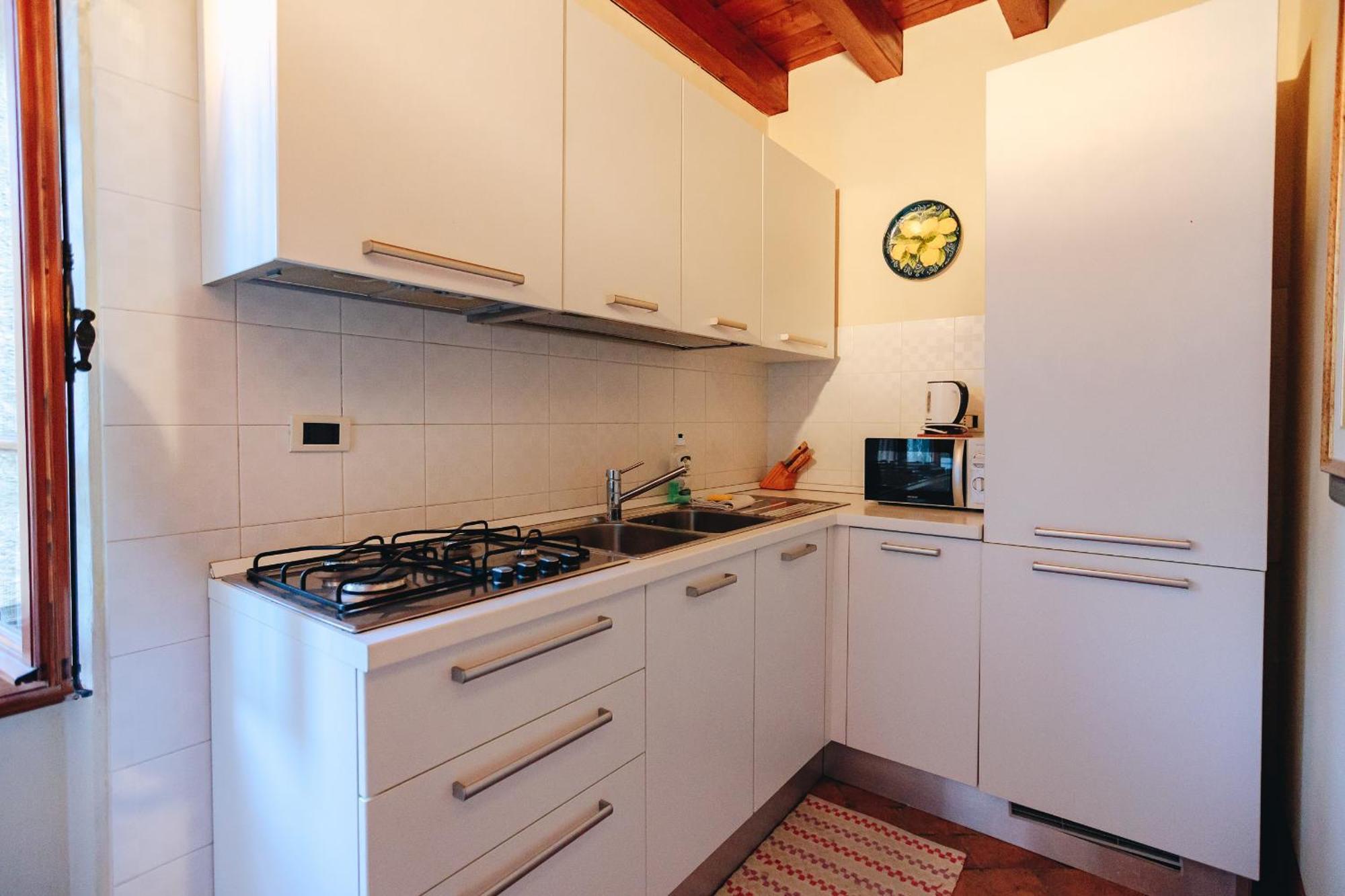 La Dimora Nel Castello Apartment Castellaro  Bagian luar foto